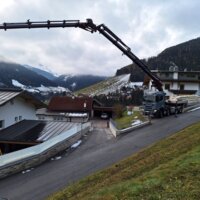 Kranarbeiten mit Lkw der Leitner GesmbH